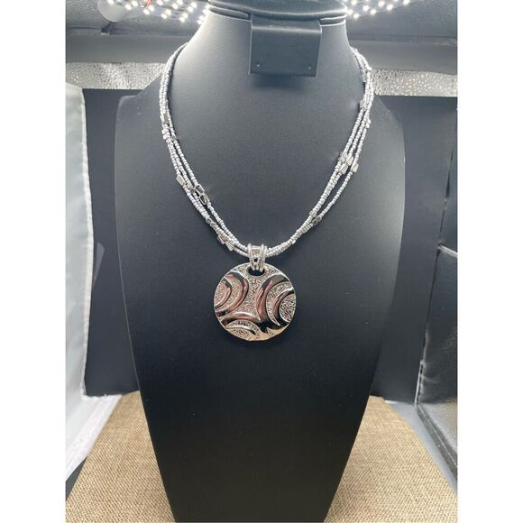 Lia Sophia Synergy Retired Necklace Silver Disk Gray Beaded - Picture 1 of 11